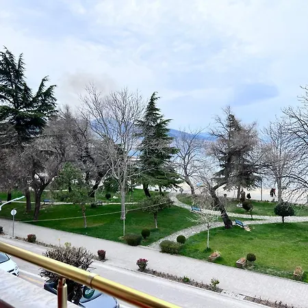 Vila Lacka Pogradec Exterior photo